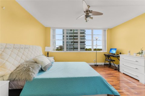 Copropriété à vendre à North Miami, Floride: 2 chambres, 110.37 m2 № 2045021 - photo 18