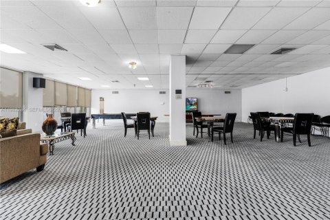 Copropriété à vendre à North Miami, Floride: 2 chambres, 110.37 m2 № 2045021 - photo 29