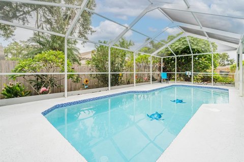 Casa en venta en Brandon, Florida, 5 dormitorios, 219.25 m2 № 1903486 - foto 27