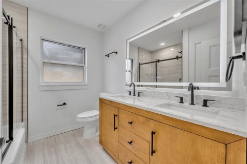 Casa en venta en Maitland, Florida, 4 dormitorios, 225.85 m2 № 1772221 - foto 13
