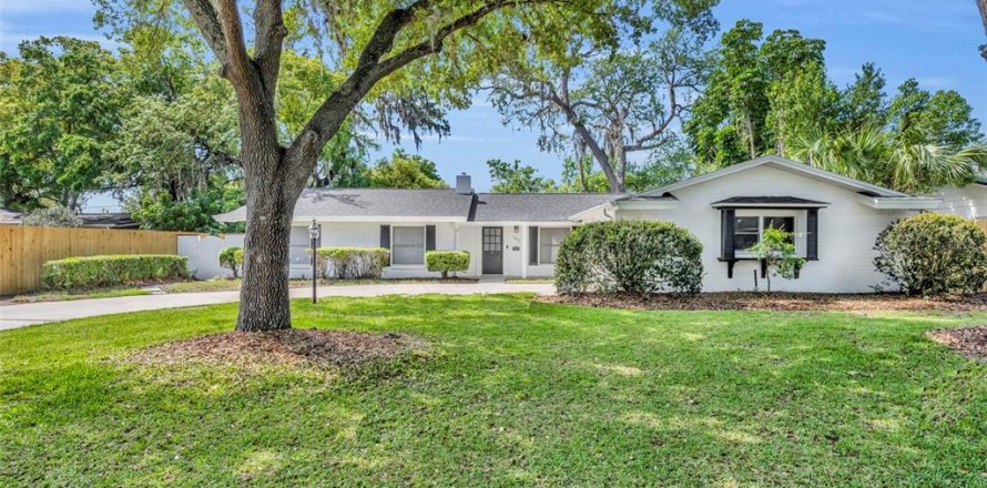Casa en Maitland, Florida 4 dormitorios, 225.85 m2 № 1772221