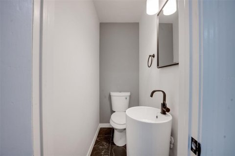 Casa en venta en Maitland, Florida, 4 dormitorios, 225.85 m2 № 1772221 - foto 18