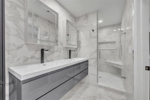 Casa en venta en Maitland, Florida, 4 dormitorios, 225.85 m2 № 1772221 - foto 15