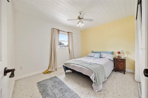 House in Tampa, Florida 4 bedrooms, 148.83 sq.m. № 1845395 - photo 21