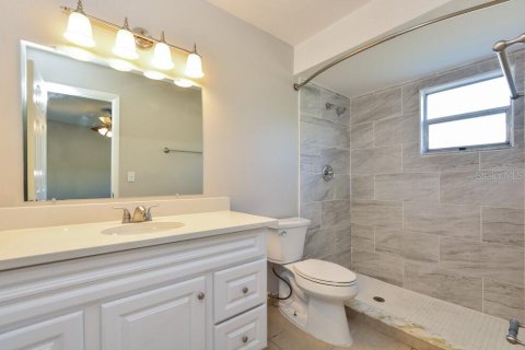 Casa en alquiler en Orlando, Florida, 3 dormitorios, 180.6 m2 № 1914521 - foto 15