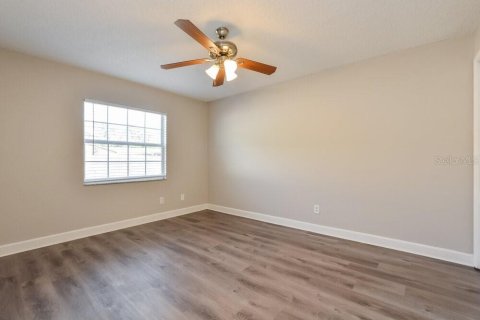 Casa en alquiler en Orlando, Florida, 3 dormitorios, 180.6 m2 № 1914521 - foto 11