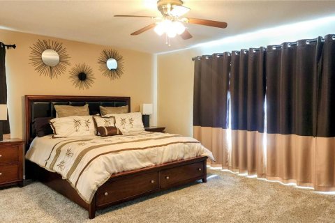 Casa en venta en Kissimmee, Florida, 5 dormitorios, 290.04 m2 № 2237463 - foto 30