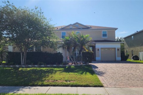 Casa en venta en Kissimmee, Florida, 5 dormitorios, 290.04 m2 № 2237463 - foto 2