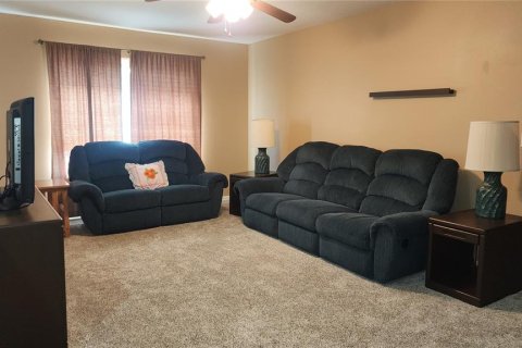 Casa en venta en Kissimmee, Florida, 5 dormitorios, 290.04 m2 № 2237463 - foto 29