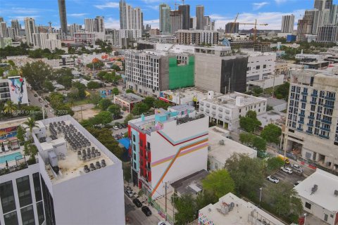 Купить коммерческую недвижимость в Майами, Флорида № 1958750 - фото 28