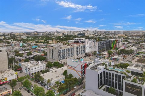 Купить коммерческую недвижимость в Майами, Флорида № 1958750 - фото 18