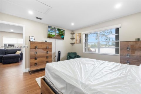 House in Coconut Creek, Florida 2 bedrooms, 91.69 sq.m. № 2041018 - photo 13