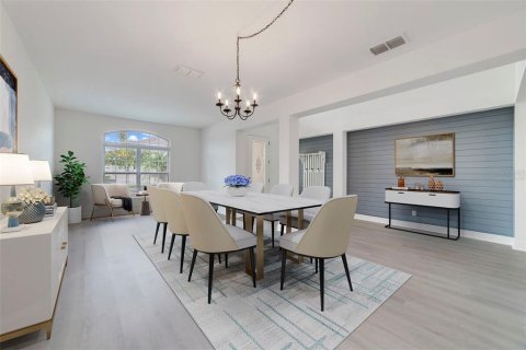 House in Winter Garden, Florida 5 bedrooms, 342.81 sq.m. № 1877384 - photo 3