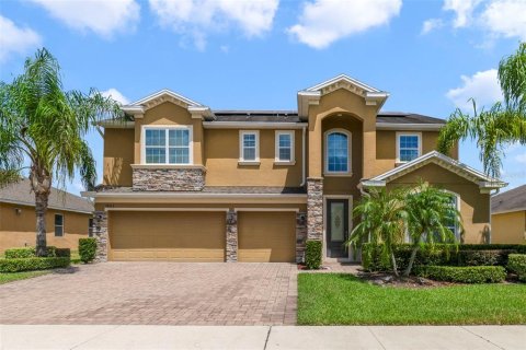 House in Winter Garden, Florida 5 bedrooms, 342.81 sq.m. № 1877384 - photo 1