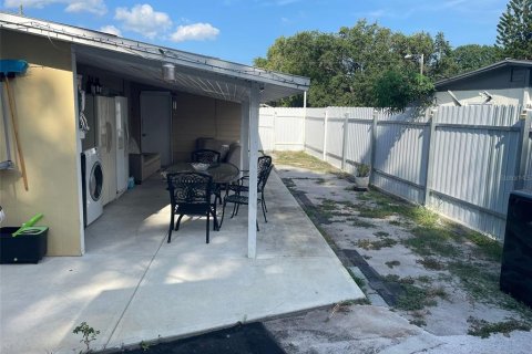 Casa en alquiler en Orlando, Florida, 3 dormitorios, 100.33 m2 № 1793833 - foto 1