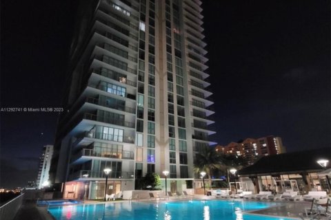 Copropriété à louer à Sunny Isles Beach, Floride: 3 chambres, 175.77 m2 № 1703001 - photo 23