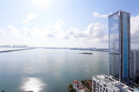Condo à Miami, Floride, 2 chambres  № 2085622
