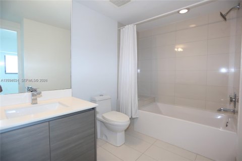 Copropriété à louer à Miami, Floride: 2 chambres, 102.56 m2 № 2085622 - photo 9
