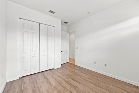 Condo in Parkland, Florida, 3 bedrooms № 2274999 - photo 2