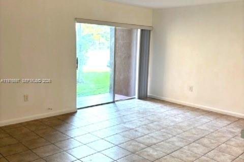 Copropriété à vendre à Miami, Floride: 1 chambre, 70.61 m2 № 2090116 - photo 8