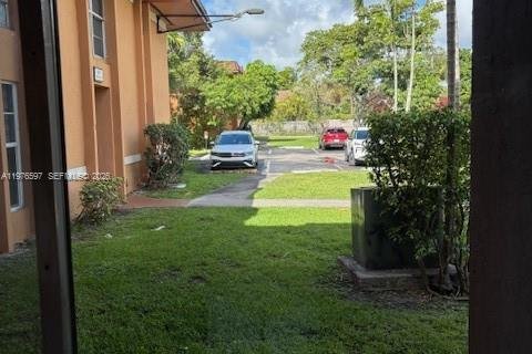Copropriété à vendre à Miami, Floride: 1 chambre, 70.61 m2 № 2090116 - photo 12