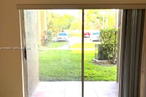 Copropriété à vendre à Miami, Floride: 1 chambre, 70.61 m2 № 2090116 - photo 10