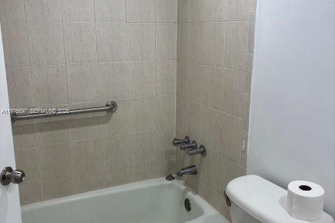 Copropriété à vendre à Miami, Floride: 1 chambre, 70.61 m2 № 2090116 - photo 15