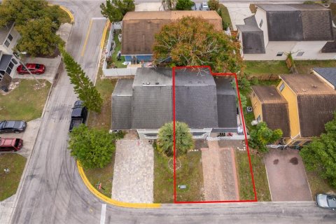 Touwnhouse à vendre à Altamonte Springs, Floride: 3 chambres, 107.67 m2 № 2094242 - photo 13