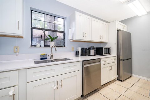 Touwnhouse à vendre à Altamonte Springs, Floride: 3 chambres, 107.67 m2 № 2094242 - photo 3