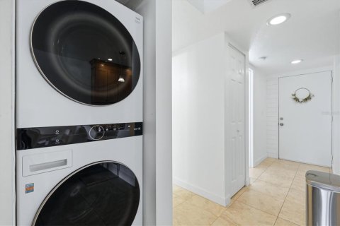 Copropriété à louer à Sarasota, Floride: 2 chambres, 89.84 m2 № 2417035 - photo 26