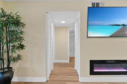 Condo in Port Charlotte, Florida, 3 bedrooms  № 1798287 - photo 21