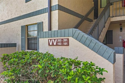 Condo in Port Charlotte, Florida, 3 bedrooms  № 1798287 - photo 2