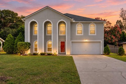 Villa ou maison à Deltona, Floride 4 chambres, 280.19 m2 № 2436827