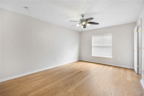 Villa ou maison à vendre à Deltona, Floride: 4 chambres, 280.19 m2 № 2436827 - photo 29