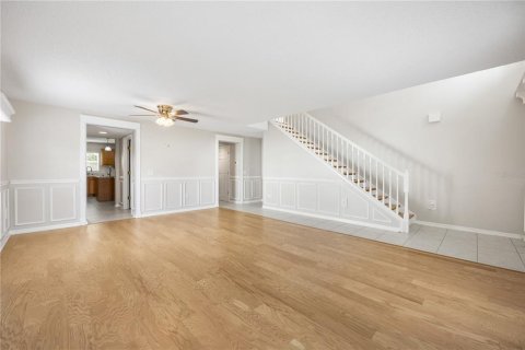 Villa ou maison à vendre à Deltona, Floride: 4 chambres, 280.19 m2 № 2436827 - photo 8