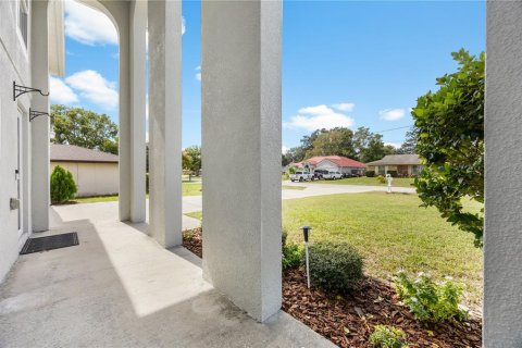 Villa ou maison à vendre à Deltona, Floride: 4 chambres, 280.19 m2 № 2436827 - photo 6