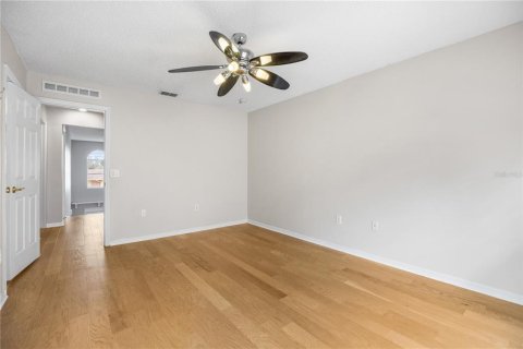 Villa ou maison à vendre à Deltona, Floride: 4 chambres, 280.19 m2 № 2436827 - photo 30