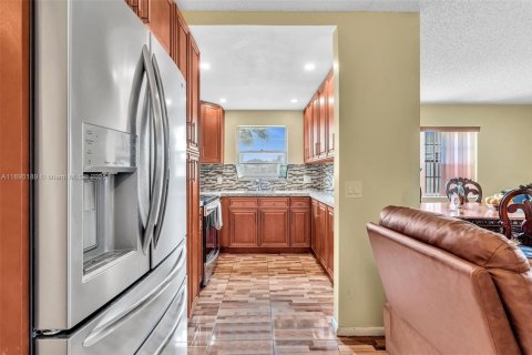 Condominio en venta en Deerfield Beach, Florida, 1 dormitorio, 65.03 m2 № 1947912 - foto 12