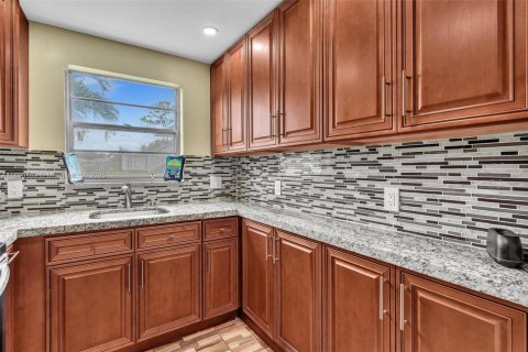 Condominio en venta en Deerfield Beach, Florida, 1 dormitorio, 65.03 m2 № 1947912 - foto 13