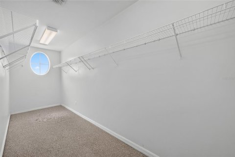 Casa en venta en Orlando, Florida, 5 dormitorios, 294.04 m2 № 2387477 - foto 19