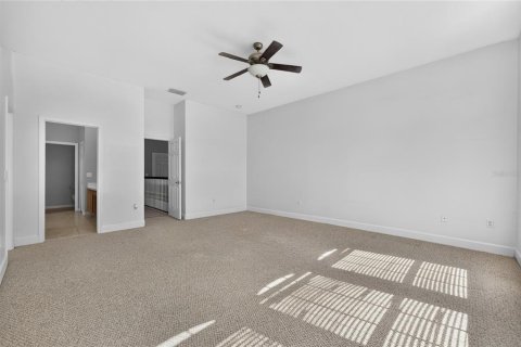 Casa en venta en Orlando, Florida, 5 dormitorios, 294.04 m2 № 2387477 - foto 18