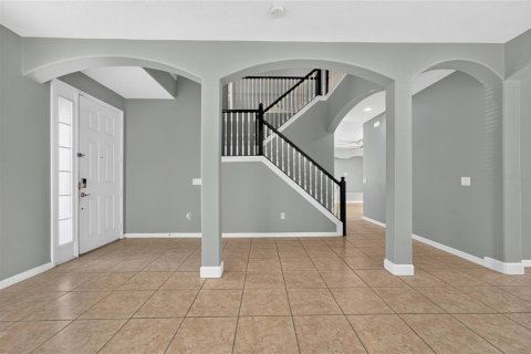 Casa en venta en Orlando, Florida, 5 dormitorios, 294.04 m2 № 2387477 - foto 3