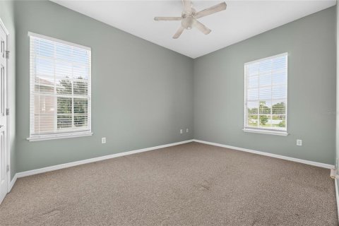 Casa en venta en Orlando, Florida, 5 dormitorios, 294.04 m2 № 2387477 - foto 15