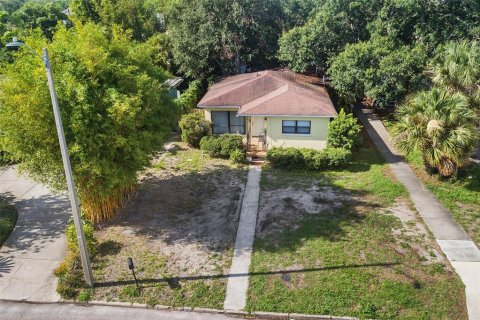 House in Tampa, Florida 2 bedrooms, 94.95 sq.m. № 1795012 - photo 3