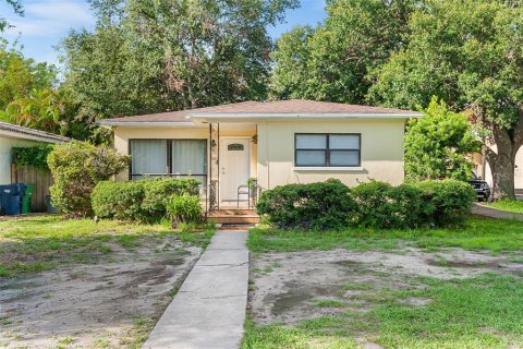 House in Tampa, Florida 2 bedrooms, 94.95 sq.m. № 1795012 - photo 1