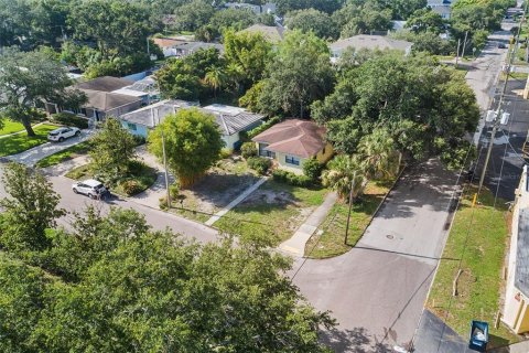 House in Tampa, Florida 2 bedrooms, 94.95 sq.m. № 1795012 - photo 22