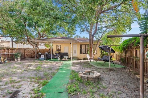 House in Tampa, Florida 2 bedrooms, 94.95 sq.m. № 1795012 - photo 19