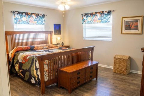 Casa en venta en Lakeland, Florida, 4 dormitorios, 172.8 m2 № 2430732 - foto 3