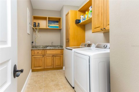 Condominio en venta en Clearwater, Florida, 3 dormitorios, 231.42 m2 № 2098722 - foto 15