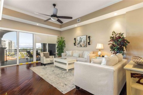 Condominio en venta en Clearwater, Florida, 3 dormitorios, 231.42 m2 № 2098722 - foto 24